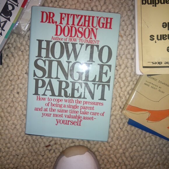 Book's - Picture 5 of 16